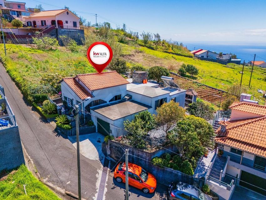 Imagem Piscina de  casa ou moradia em Arco da Calheta