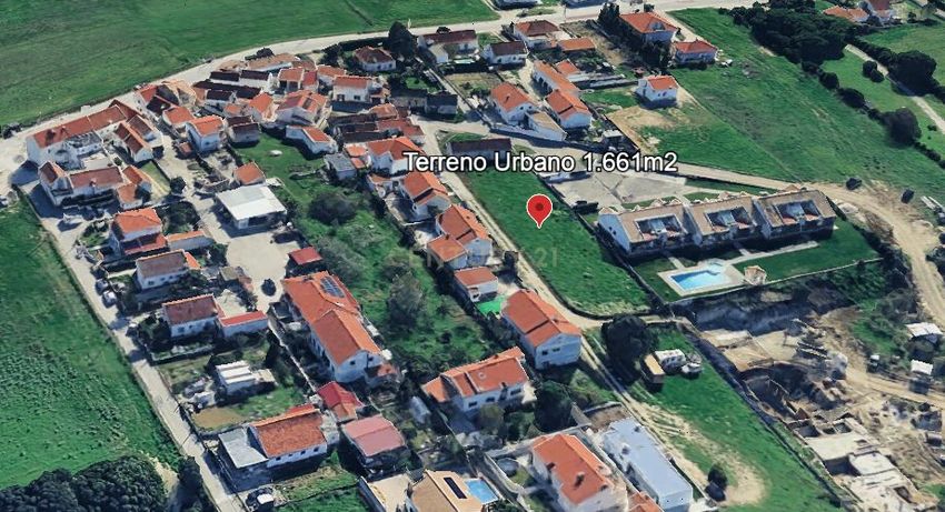 Imagem de terreno em Azóia