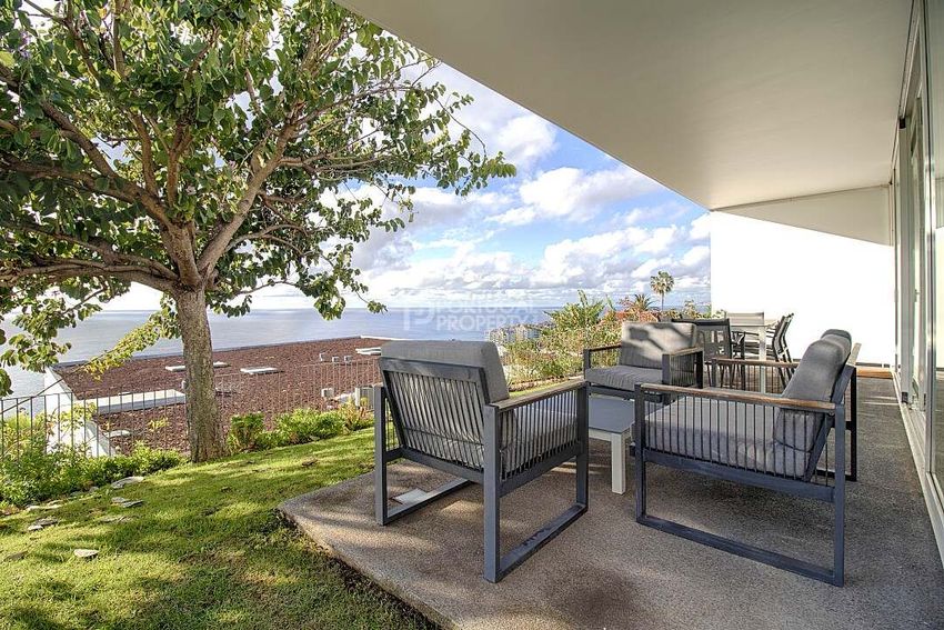 Imagem Terraço de  casa ou moradia em Ajuda - Amparo - Piornais