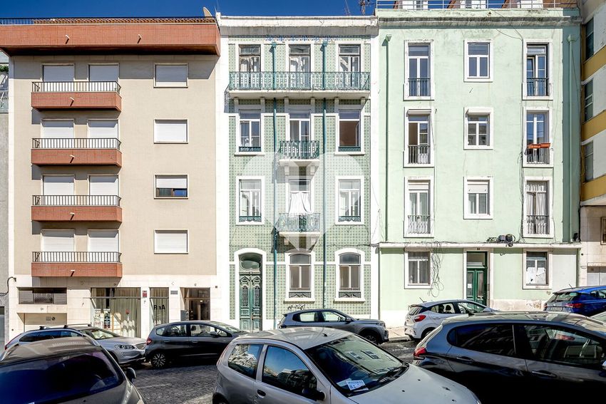 Imagem Fachada de apartamento t5 em Rua Ferreira Lapa, 10