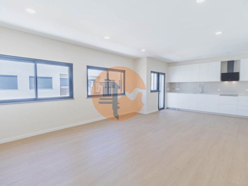 Imagem Divisão de apartamento t3 em Moncarapacho