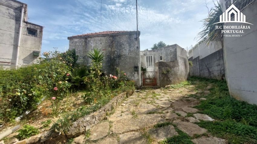 Imagem Fachada de  casa de aldeia em Beco de Santa Quitéria