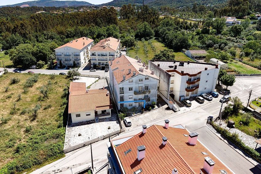 Imagem de apartamento t2 em Rua Ernesto de Melo Antunes, 40