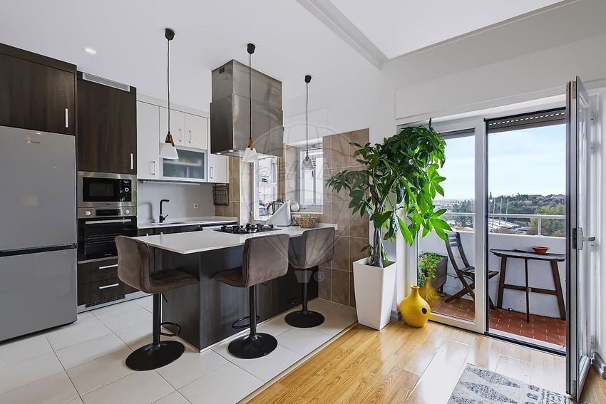 Imagem Sala de estar de apartamento t3 em São Pedro - Lapas - Ribeira Branca
