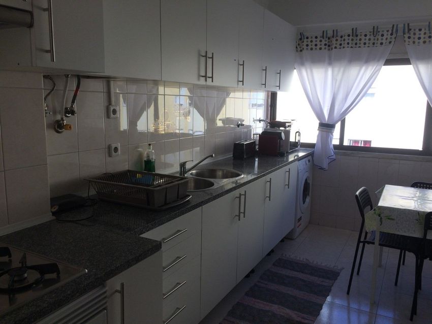 Зображення Кухня, спальня, Avenida Cabo da Boa Esperança, 65
