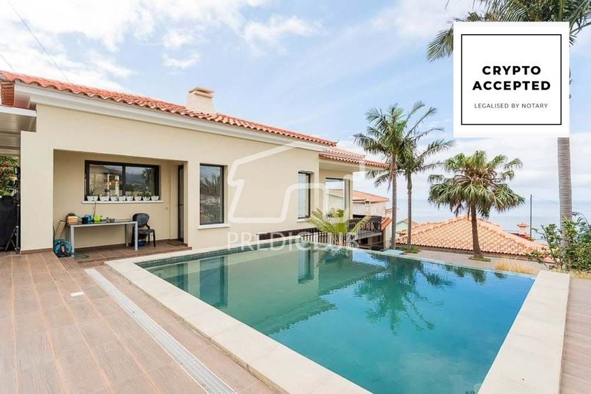 Imagem Piscina de  casa ou moradia em Santa Maria Maior