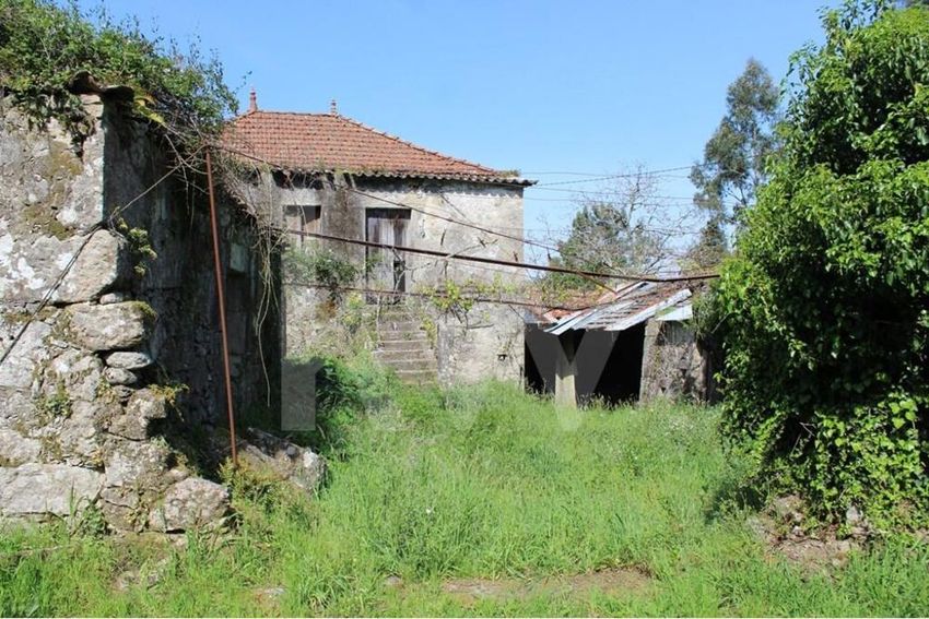 Imagem Fachada de  casa ou moradia em Caminho de Fontelas s/n