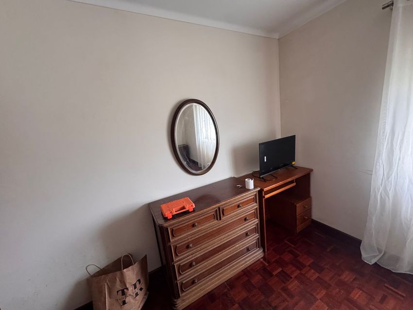 Imagem Quarto de quarto em Avenida Doutor António Rodrigues Manito, 82