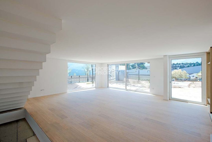 Imagem Divisão de  casa ou moradia em Torres Vedras e Matacães