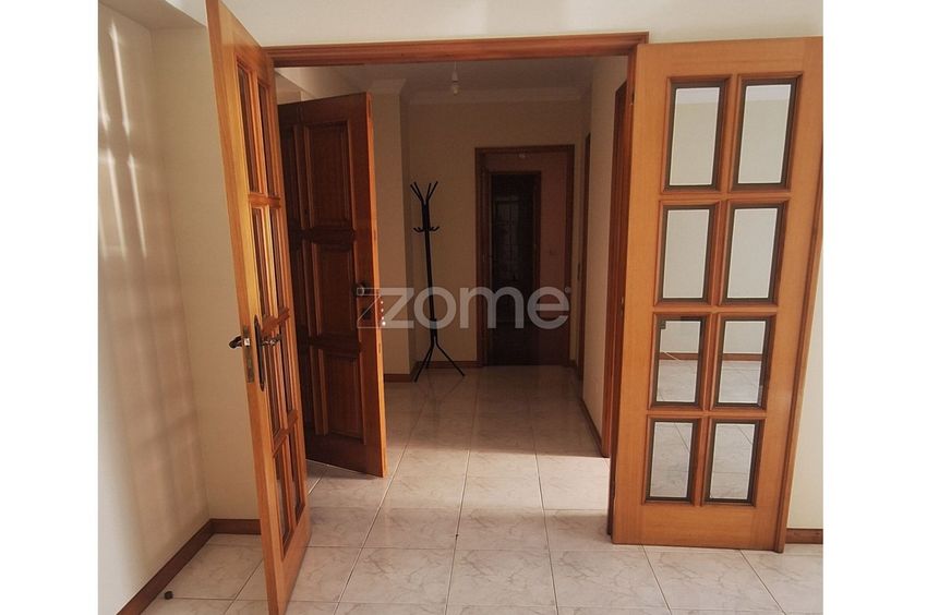 Зображення Коридор, квартира t2, Rua Doutor Joaquim Nogueira dos Santos, 220