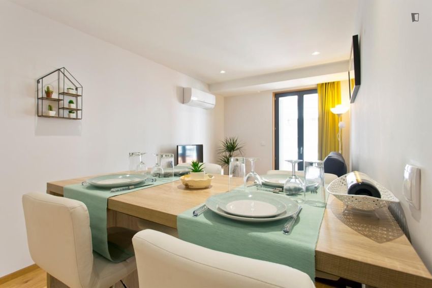 Imagem Sala de estar de apartamento t1 em Largo do Doutor Tito Fontes