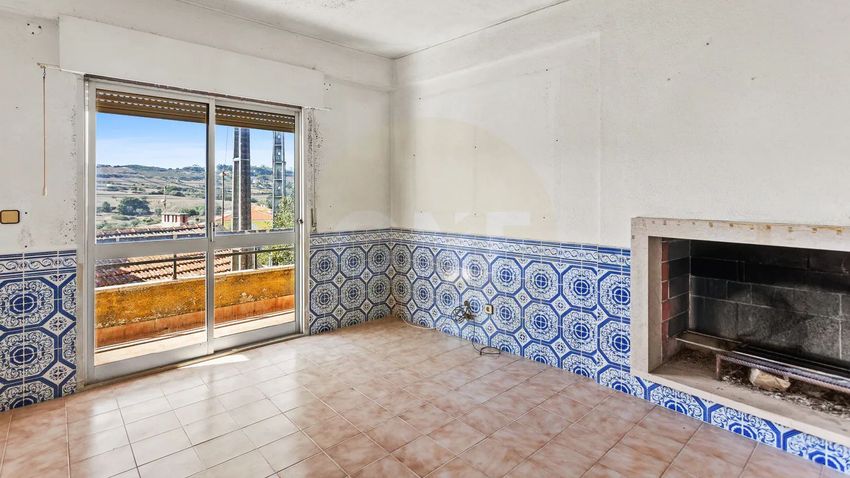 Imagem de  casa ou moradia em Beco dos Casais