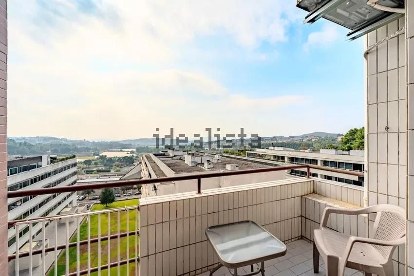 Imagem Terraço de apartamento t4 em Rua Mouzinho de Albuquerque s/n