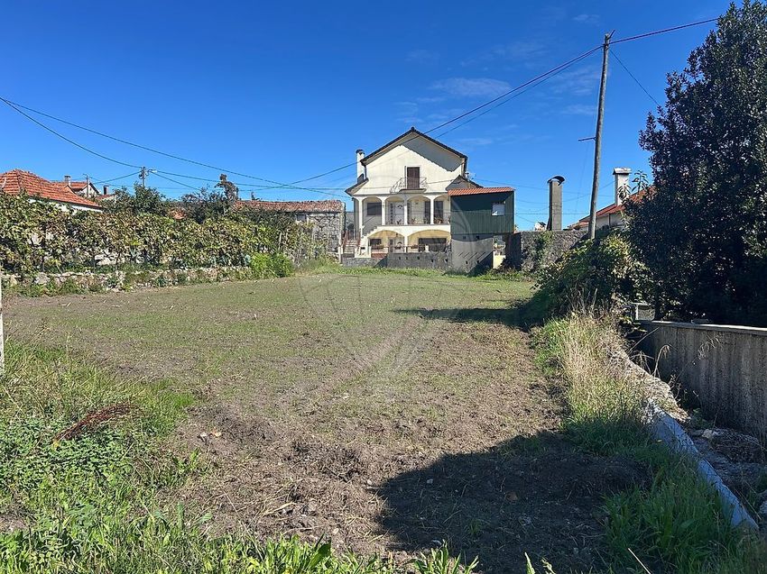 Imagem de terreno em Arões