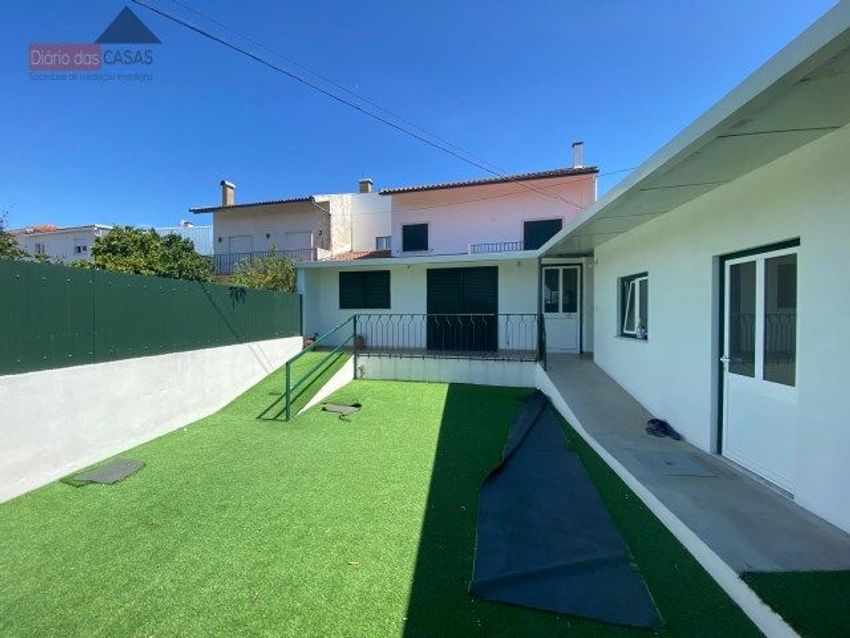 Imagem Terraço de  moradia independente em Rua Francisco Augusto dos Reis