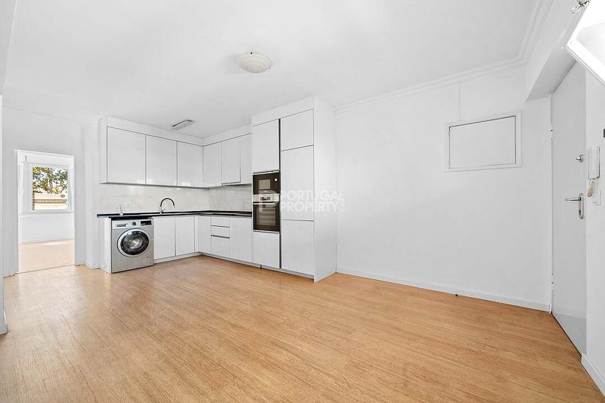 Imagem Cozinha de apartamento t3 em Fontaínhas - São José