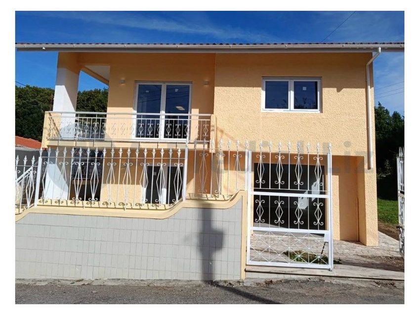Imagem Fachada de apartamento t3 em Rua Lagoinha