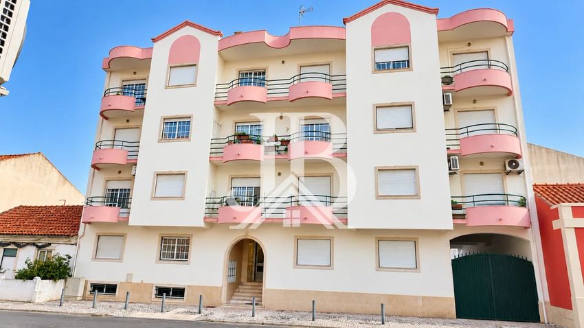 Imagem Vistas de apartamento t3 em Rua Primeiro de Dezembro