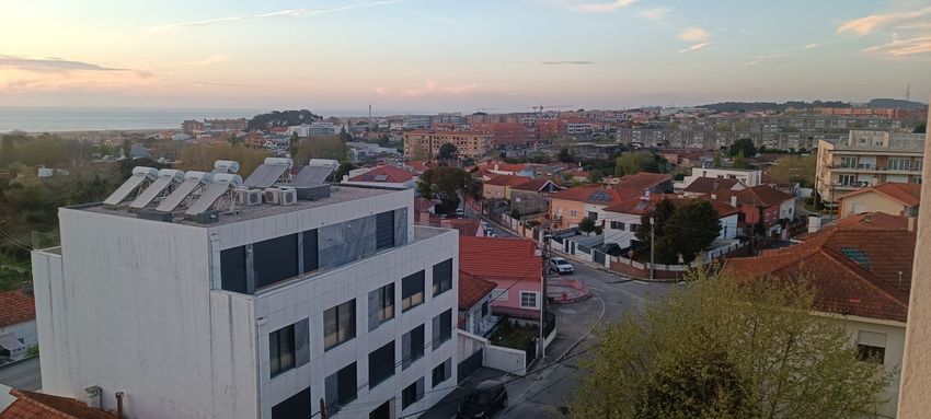 Imagem Vistas de apartamento t4 em Rua 36, 285