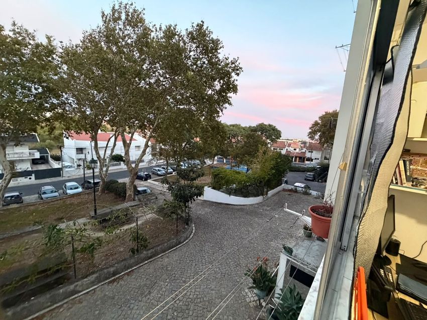 Imagem Vistas de apartamento t2 em Rua João Villaret, 76