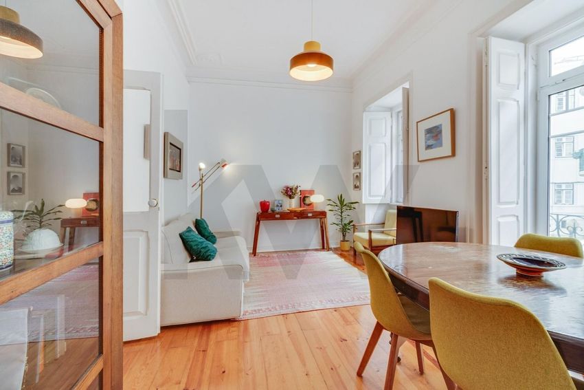 Imagem Sala de estar de apartamento t3 em Rua Joaquim Casimiro s/n