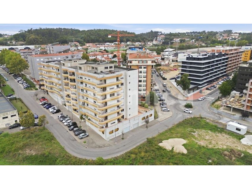 Imagem de apartamento t3 em Zona Norte