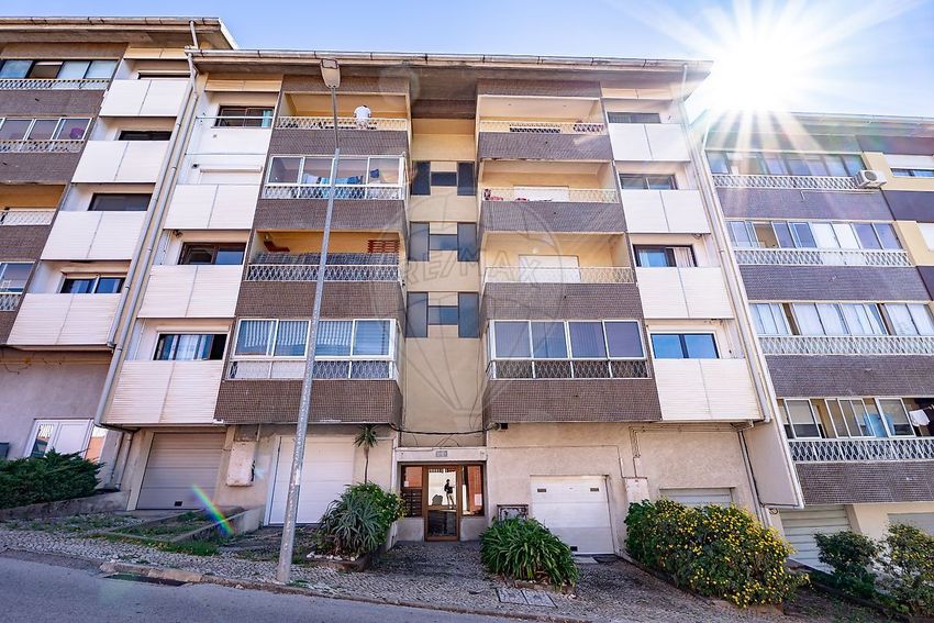 Зображення Фасад, квартира t4, Rua Lourenço Chaves de Almeida, 2
