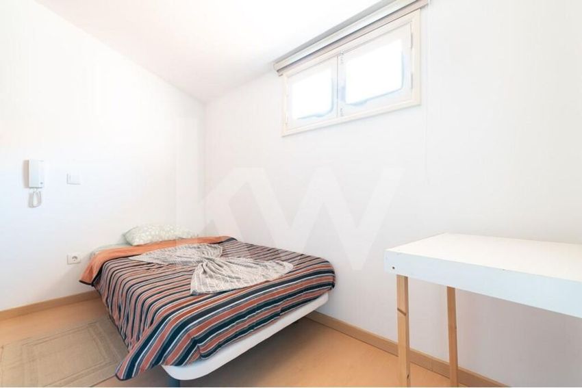 Imagem Quarto de apartamento t0 em Alta - Praça da República