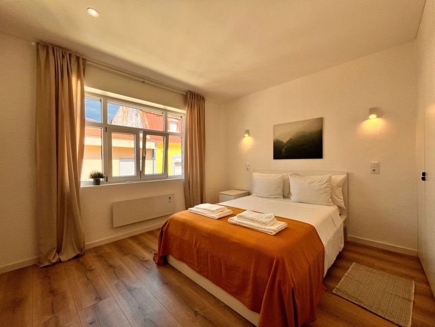 Imagem Quarto de apartamento t1 em Rua de São Luís, 40