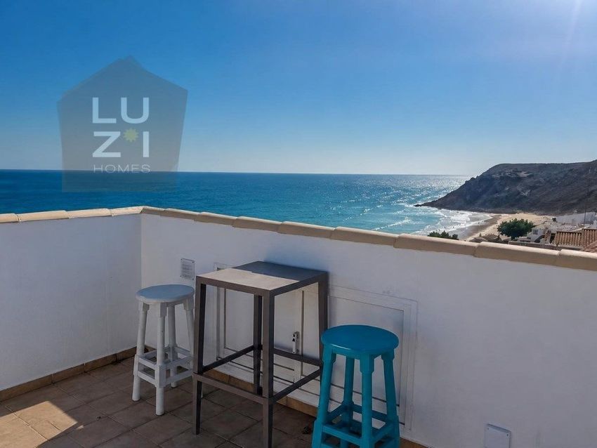 Imagem Vistas de apartamento t1 em Rua da Fortaleza