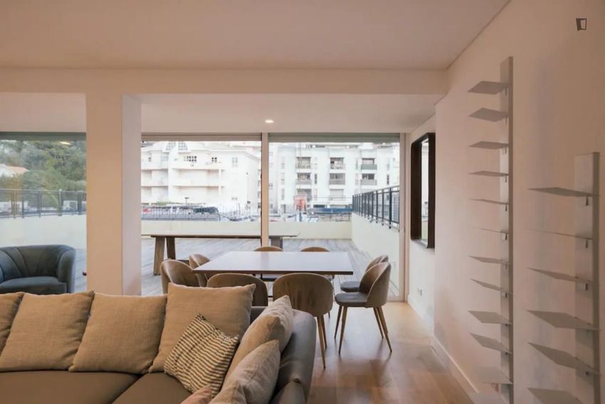 Imagem Sala de estar de apartamento t3 em Rua José Joaquim de Freitas