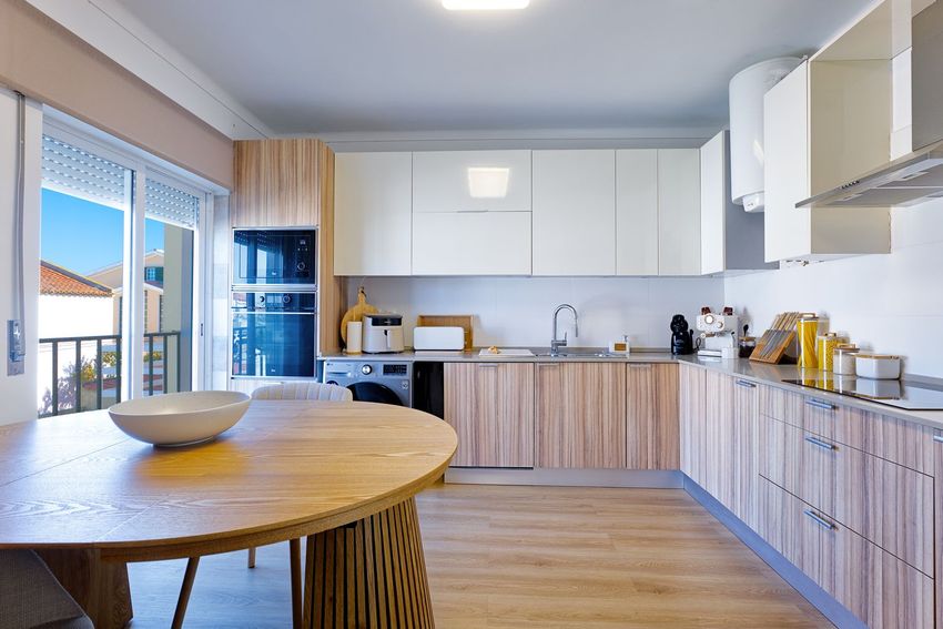 Imagem Cozinha de apartamento t2 em Rua de São Tiago