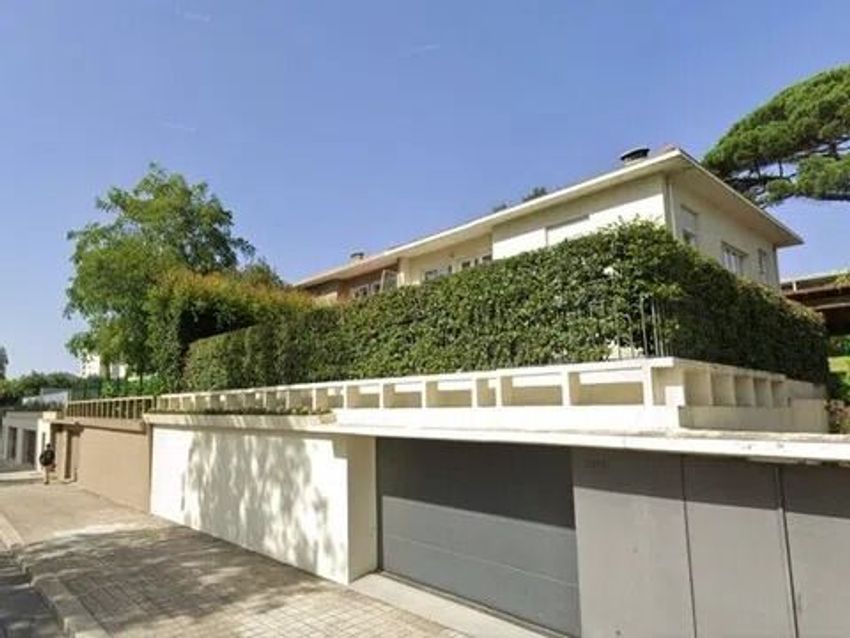 Зображення Фасад,  будинок на дві сім'ї, Avenida da Boavista, 3732