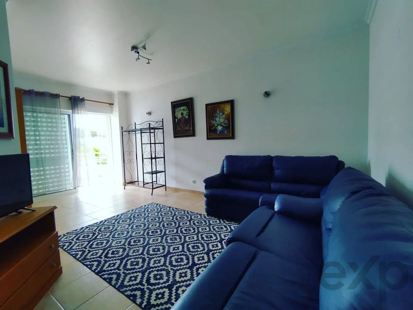 Imagem Sala de estar de apartamento t2 em Rua Fernando Namora, 305
