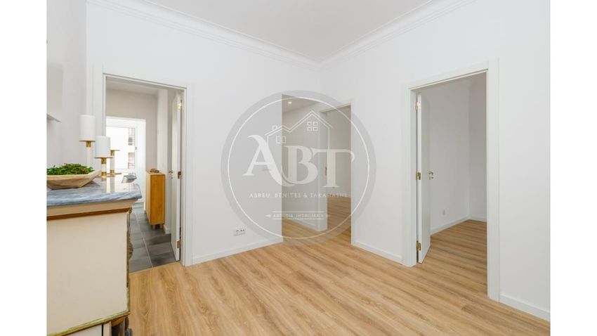 Imagem de apartamento t2 em Rua Barradas de Carvalho, 17 Nº17, 2º