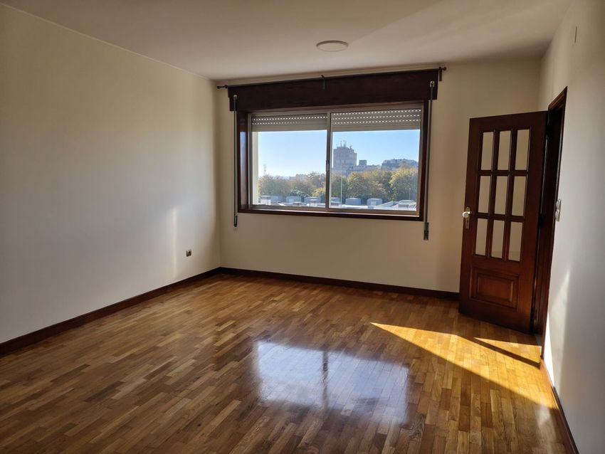 Imagem Divisão de apartamento t3 em 26, 601