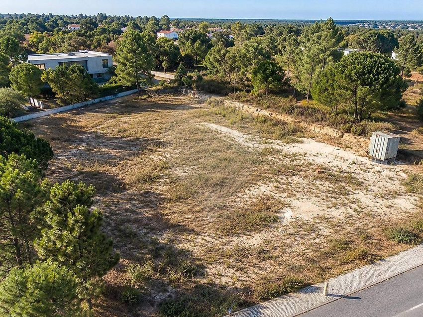 Imagem de terreno em Zona Oeste