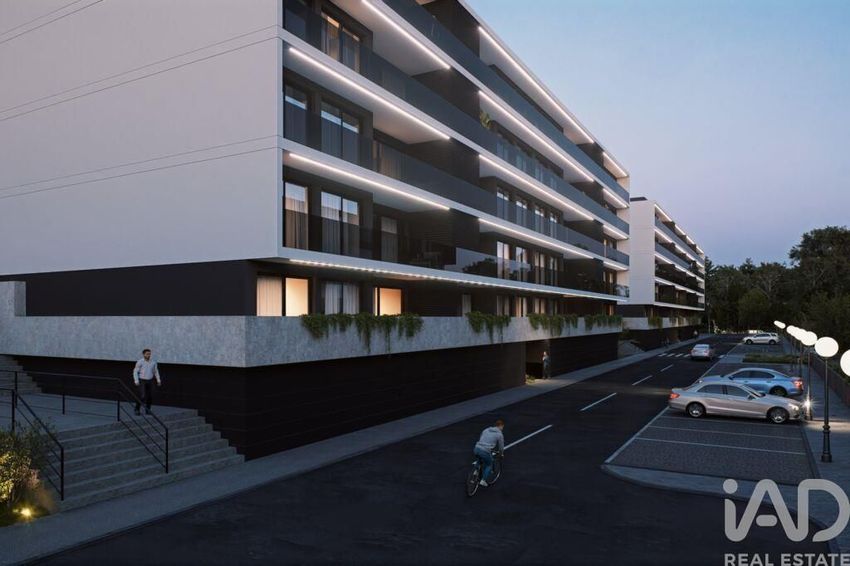 Imagem Fachada de apartamento t2 em Centro de Fânzeres