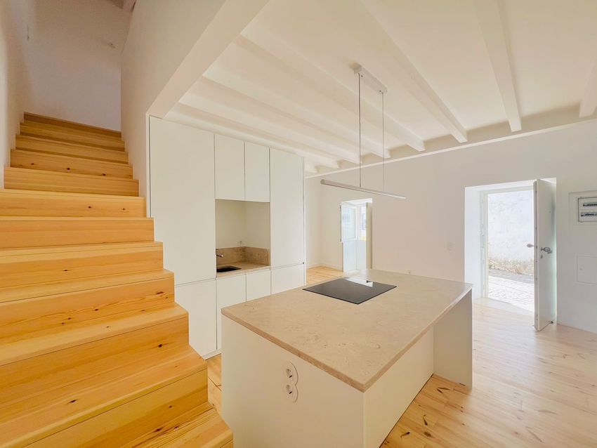 Imagem Detalhes de apartamento t0 em Rua Sacadura Cabral, 4