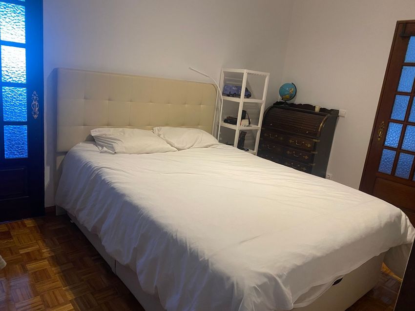 Imagem Quarto de quarto em Avenida Tomás Ribeiro, 54