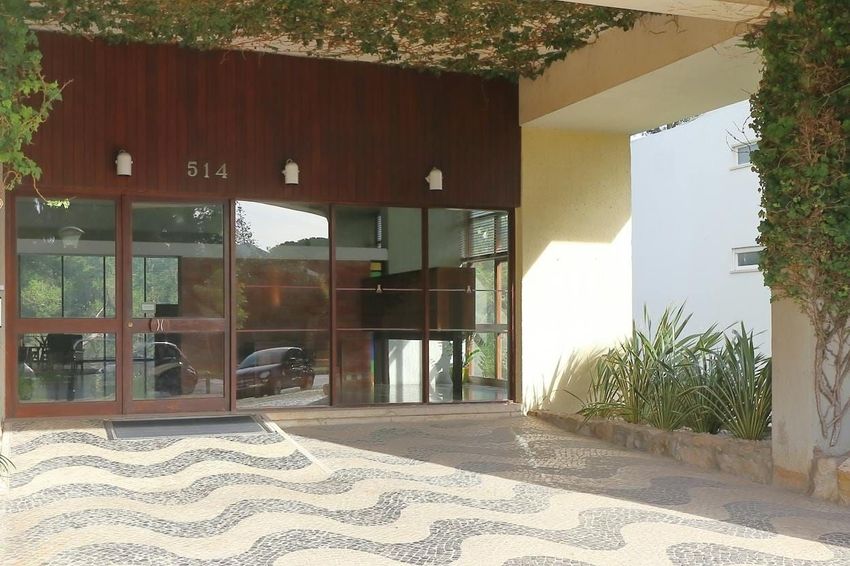 Imagem Fachada de apartamento t1 em Avenida Infante Dom Henrique, 514