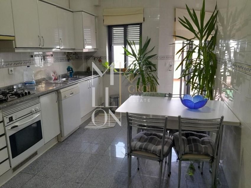 Imagem Cozinha de apartamento t3 em Guarda