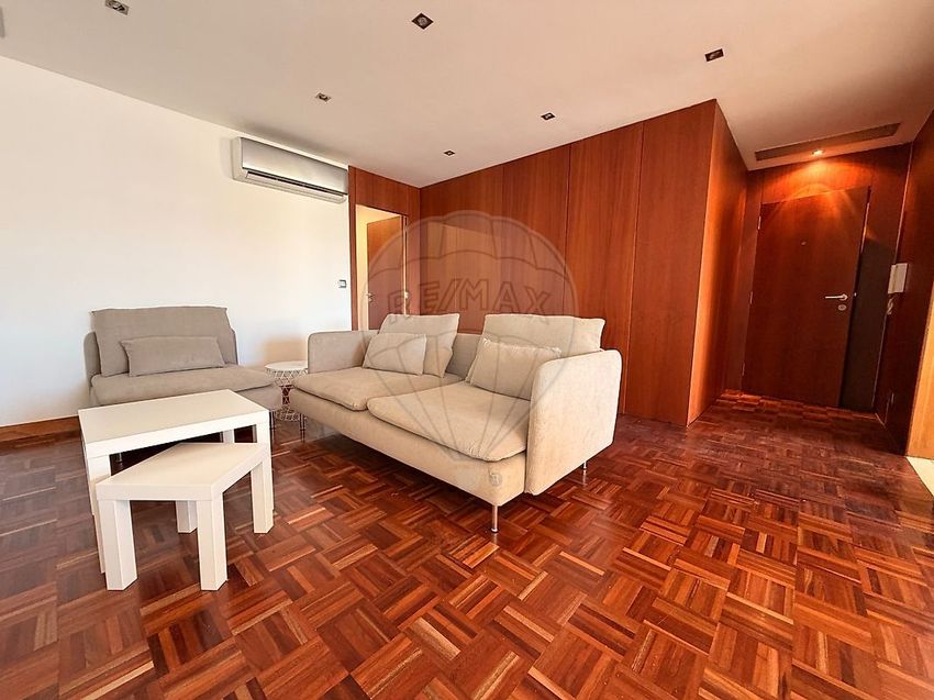 Imagem Sala de estar de apartamento t2 em Avenida da Imaculada Conceição, 471