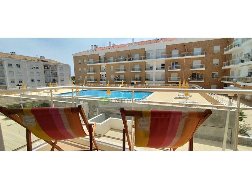 Imagem Piscina de apartamento t2 em Vila Real de Santo António