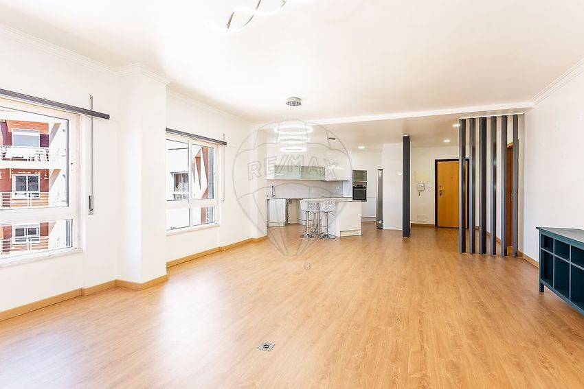 Imagem de apartamento t3 em Rua João da Cruz Mateus