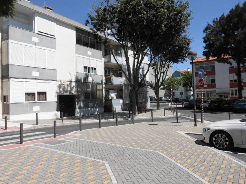Imagem Fachada de apartamento t2 em Rua Firmino Rebelo