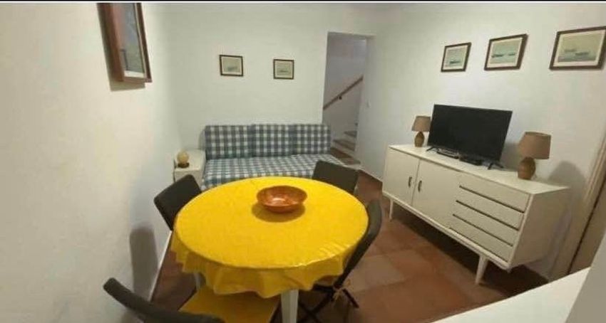 Imagem Sala de estar de  moradia independente em Rua Joaquim da Matosa, 15