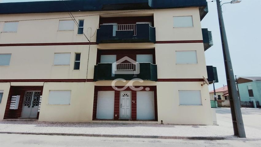 Imagem Vistas de apartamento t2 em Coimbrão