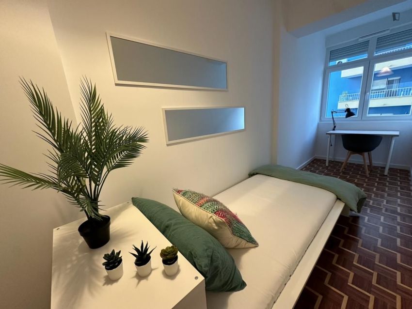 Imagem Sala de estar de quarto em Rua António Nobre