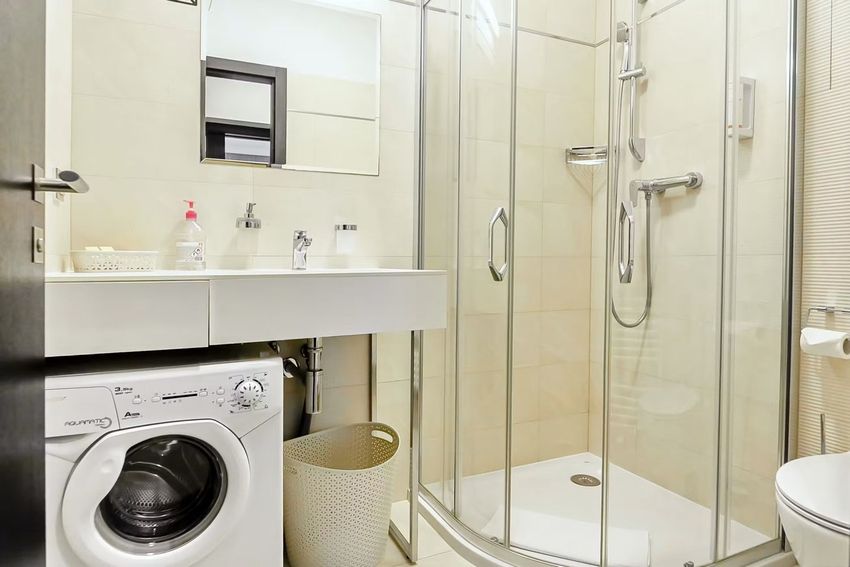 Imagem Casa de banho de apartamento t0 em Rua de Cedofeita, 436